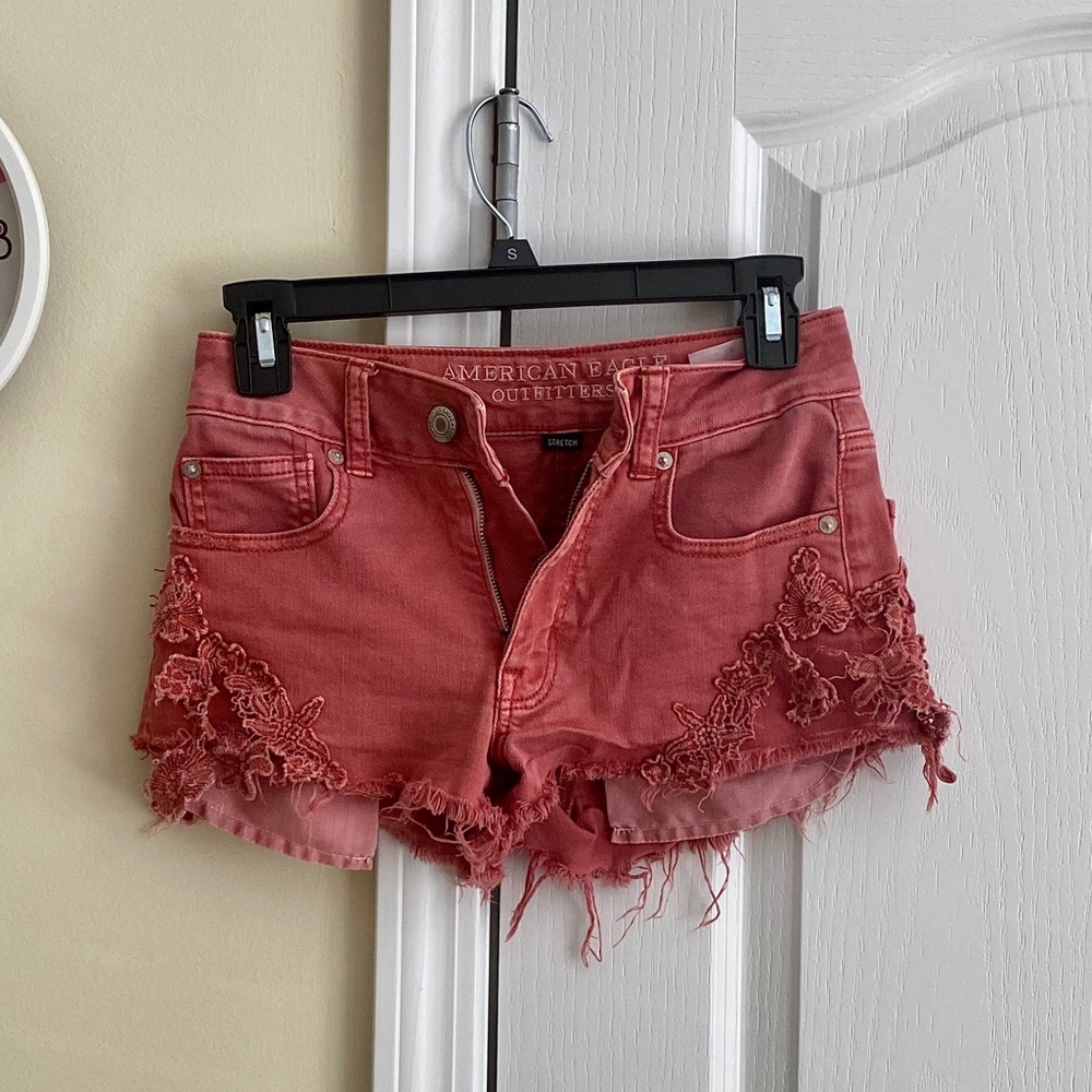 American Eagle orange jean shorts ✨